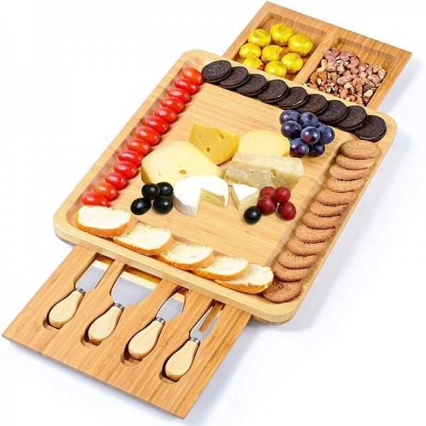 39 x 33 x 3.8cm Natural Bamboo Cheese Board +4 Knife Set