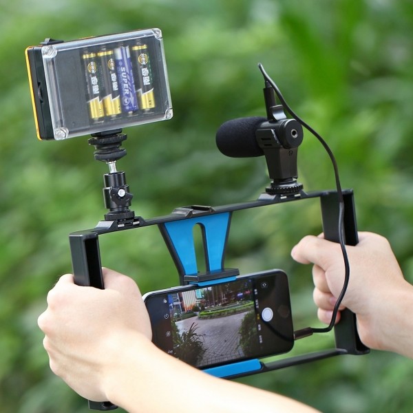 [US Warehouse] PULUZ 2 in 1 Live Broadcast Smartphone Video Rig + Microphone Kits for iPhone, Galaxy, Huawei, Xiaomi, HTC, LG, Google, and Other Smartphones(Blue)