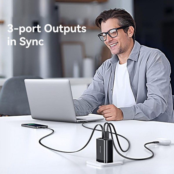 USAMS CC299 65W Fast Charger With Retractable USB-C / Type-C Cable, EU Plug(Black)