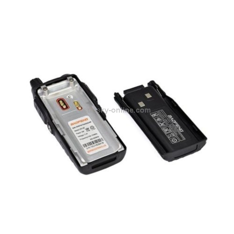 BaoFeng-UV-82-5W-Dual-Band-Two-Way-Radio-FM-VHF-UHF-Handheld-Walkie-Talkie-MPH0572